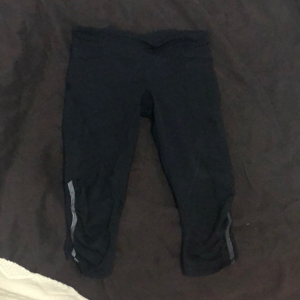 Lululemon cropped leggings